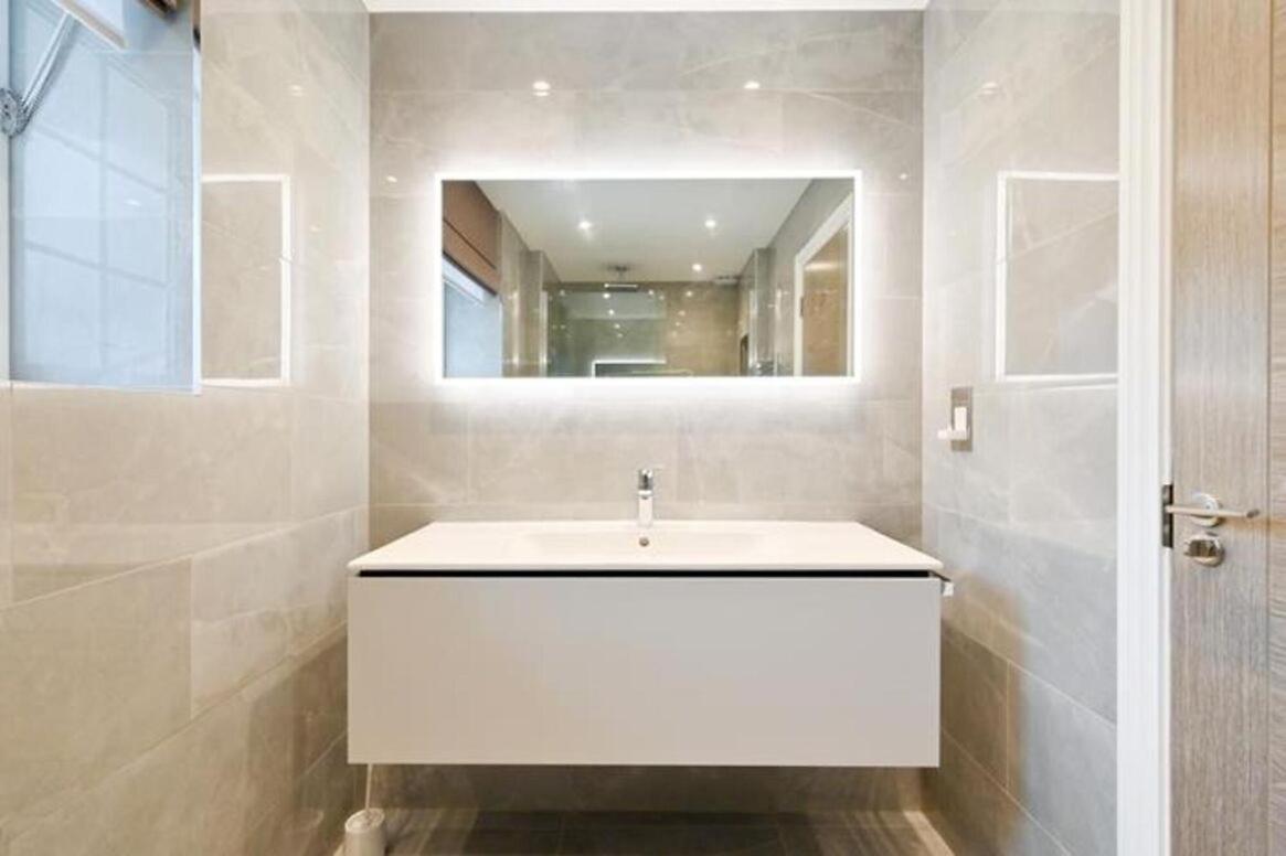 Deluxe Mayfair Luxury Apartment Лондон Екстериор снимка